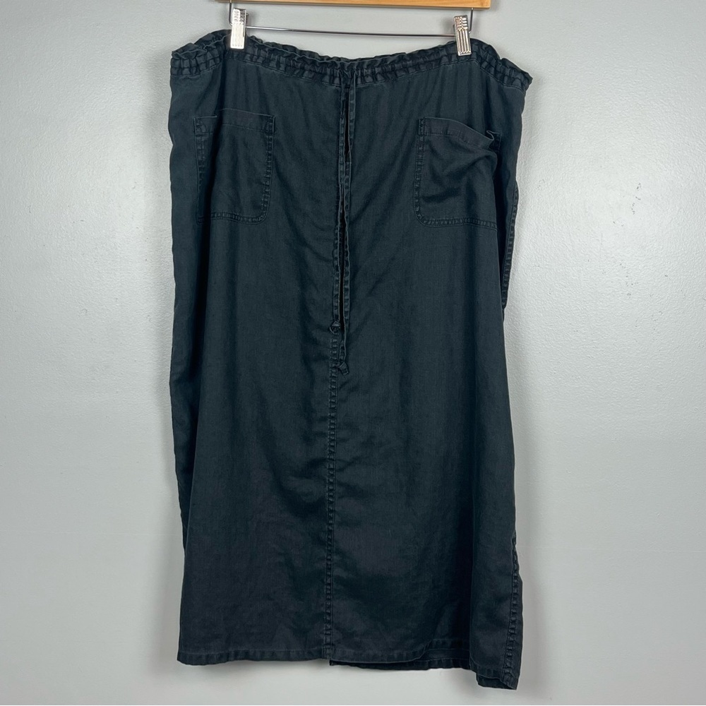 Vintage Eddie Bauer black 100% linen drawstring waist long skirt, size 18.
